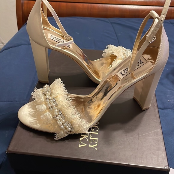 Bartley Mischka - Picture 3 of 4